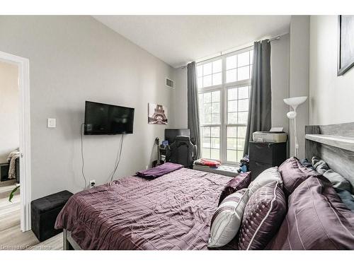 107-135 James Street S, Hamilton, ON - Indoor Photo Showing Bedroom