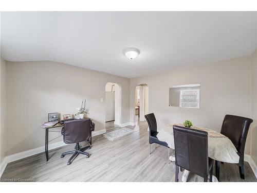 33 Fitzgerald Street, St. Catharines, ON - Indoor