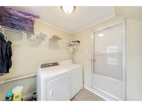 33 Fitzgerald Street, St. Catharines, ON - Indoor Photo Showing Laundry Room