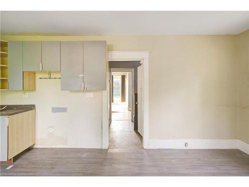 267 Front Street, Stratford, ON - Indoor Photo Showing Kitchen