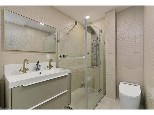 1217 Tavistock Drive, Burlington, ON - Indoor Photo Showing Bathroom