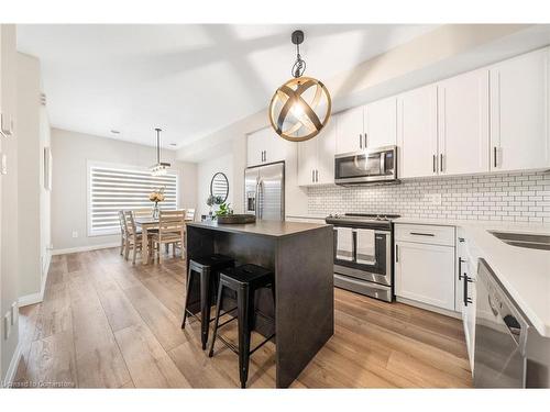 11-720 Grey Street, Brantford, ON - Indoor Photo Showing Kitchen With Stainless Steel Kitchen With Upgraded Kitchen