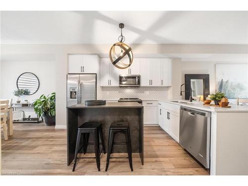 11-720 Grey Street, Brantford, ON - Indoor Photo Showing Kitchen With Stainless Steel Kitchen With Upgraded Kitchen