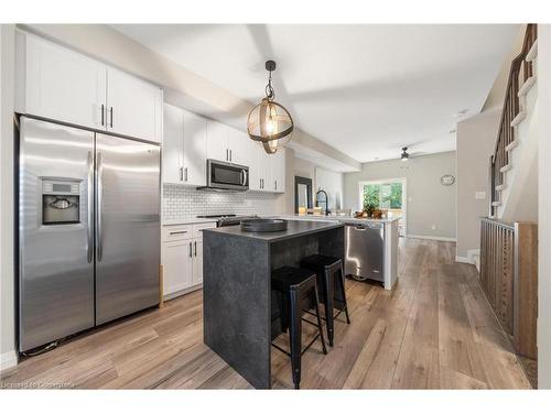 11-720 Grey Street, Brantford, ON - Indoor Photo Showing Kitchen With Stainless Steel Kitchen With Upgraded Kitchen