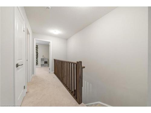 11-720 Grey Street, Brantford, ON - Indoor Photo Showing Other Room