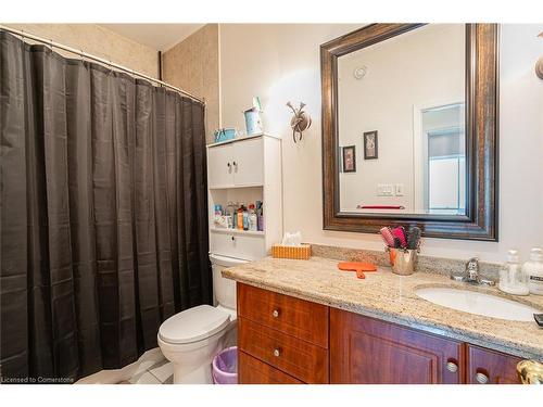 17182 Hwy 118, Haliburton, ON - Indoor Photo Showing Bathroom