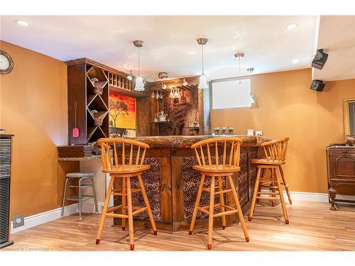 17182 Hwy 118, Haliburton, ON - Indoor Photo Showing Dining Room