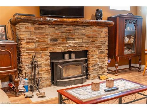 17182 Hwy 118, Haliburton, ON - Indoor Photo Showing Living Room With Fireplace