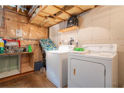 17182 Hwy 118, Haliburton, ON - Indoor Photo Showing Laundry Room