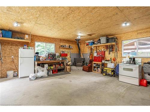 17182 Hwy 118, Haliburton, ON - Indoor Photo Showing Garage