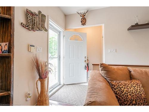 17182 Hwy 118, Haliburton, ON - Indoor Photo Showing Bedroom