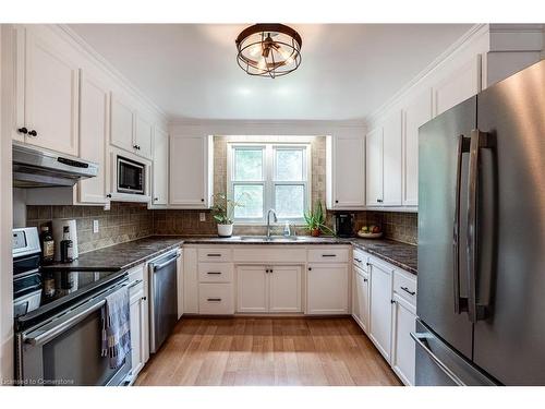 60 Cedar Crescent, New Dundee, ON - Indoor Photo Showing Kitchen