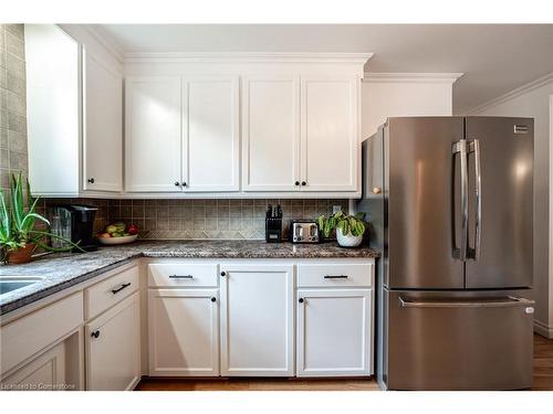 60 Cedar Crescent, New Dundee, ON - Indoor Photo Showing Kitchen