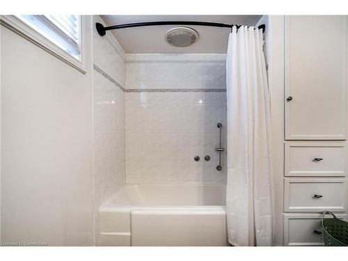 60 Cedar Crescent, New Dundee, ON - Indoor Photo Showing Bathroom