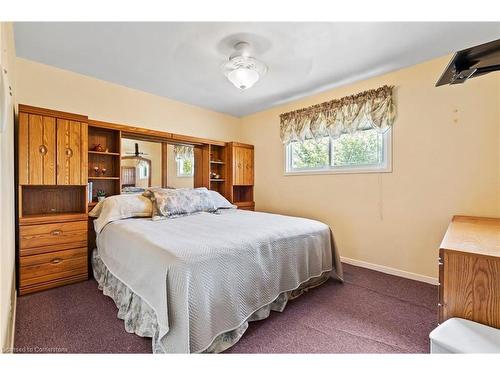 2859 Chippawa Road, Port Colborne, ON - Indoor Photo Showing Bedroom