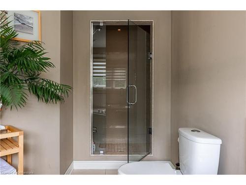 186 Millen Road, Hamilton, ON - Indoor Photo Showing Bathroom