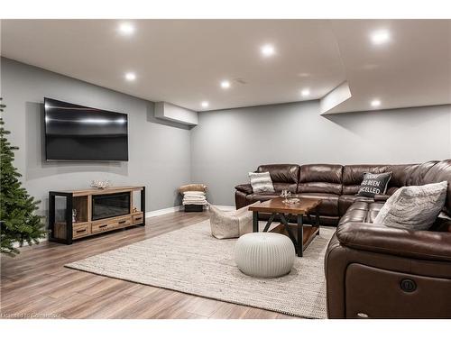 186 Millen Road, Hamilton, ON - Indoor Photo Showing Basement