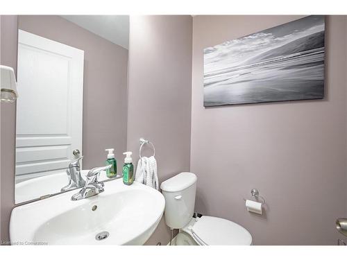 8855 Silverstar Court, Niagara Falls, ON - Indoor Photo Showing Bathroom