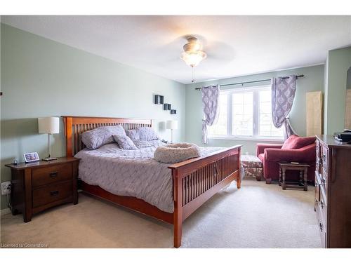 8855 Silverstar Court, Niagara Falls, ON - Indoor Photo Showing Bedroom