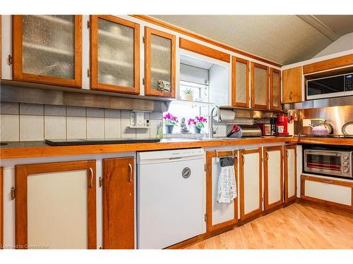 506 Alder Street W, Haldimand County, ON - Indoor Photo Showing Kitchen