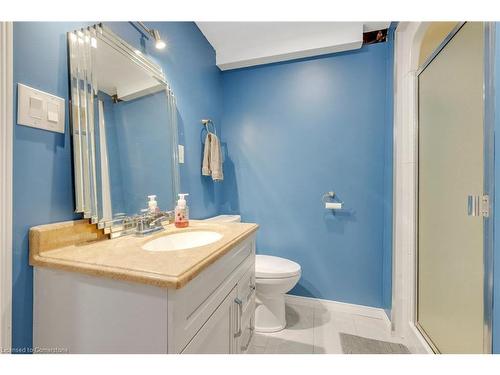 27 Jonathon Court, Hamilton, ON - Indoor Photo Showing Bathroom