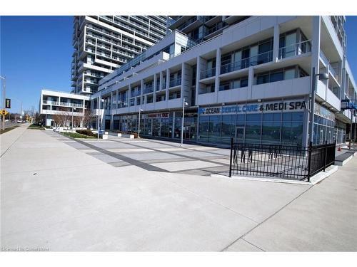 1405-55 Speers Road, Oakville, ON - Outdoor With Balcony