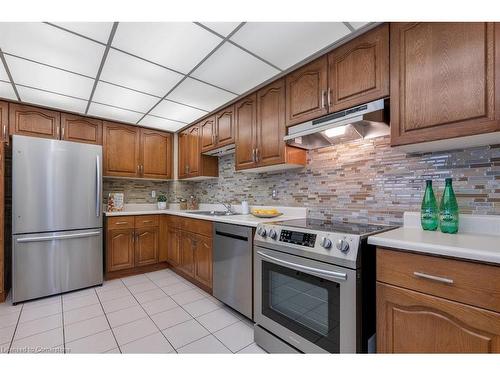 705-99 Donn Avenue, Stoney Creek, ON - Indoor Photo Showing Kitchen With Stainless Steel Kitchen