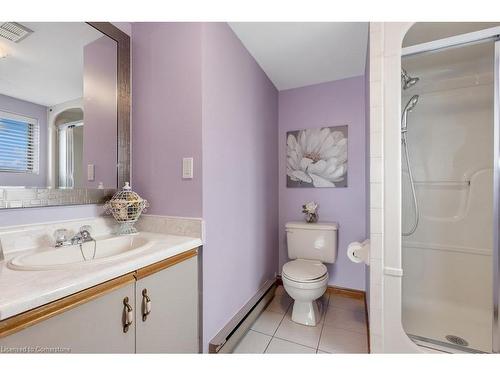 705-99 Donn Avenue, Stoney Creek, ON - Indoor Photo Showing Bathroom