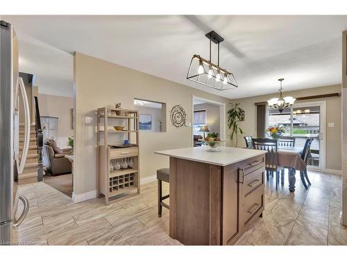 30 Philomena Drive, Hamilton, ON - Indoor Photo Showing Dining Room