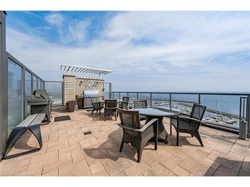 516-11 Bronte Road, Oakville, ON - Outdoor With Body Of Water