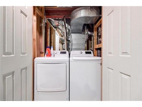 15 Argyle Street S, Caledonia, ON - Indoor Photo Showing Laundry Room