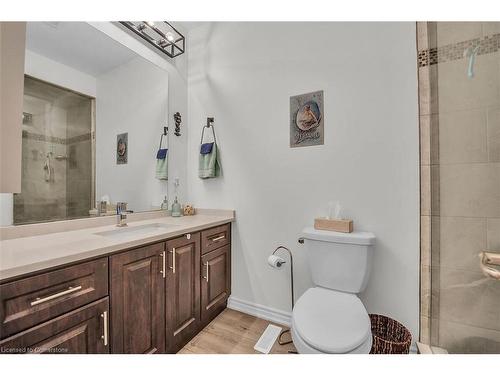 26 Harvest Avenue, Tillsonburg, ON - Indoor Photo Showing Bathroom