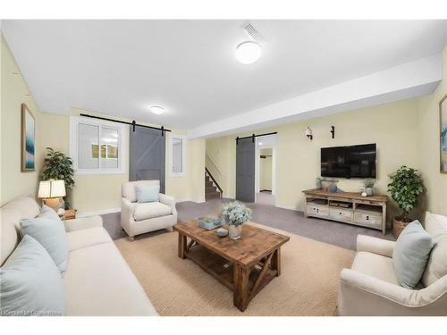 26 Harvest Avenue, Tillsonburg, ON - Indoor Photo Showing Living Room