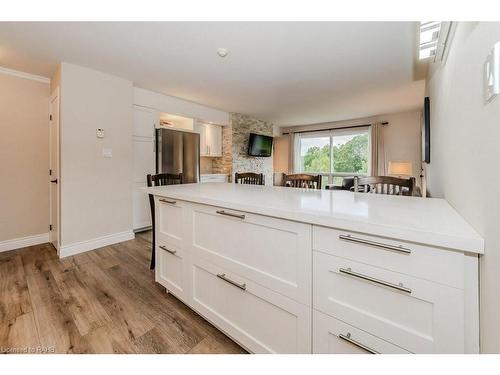 54-304-1235 Deerhurst Drive, Huntsville, ON - Indoor Photo Showing Kitchen