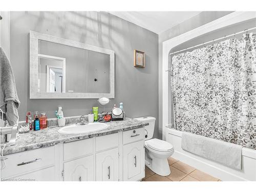 6757 Dawson Street, Niagara Falls, ON - Indoor Photo Showing Bathroom