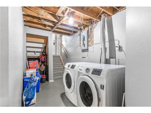 6757 Dawson Street, Niagara Falls, ON - Indoor Photo Showing Laundry Room