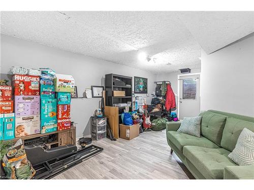 6757 Dawson Street, Niagara Falls, ON - Indoor