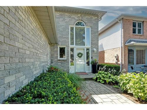 796 Hawkins Crescent, Burlington, ON 