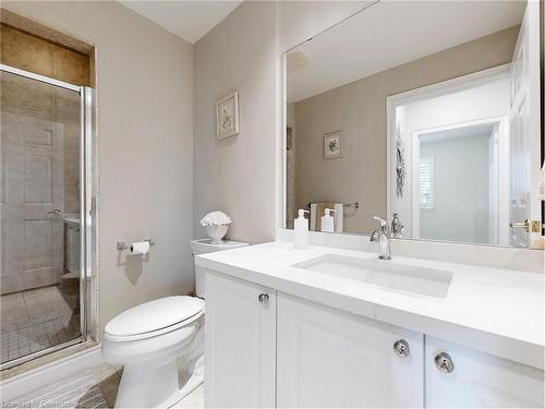 399 Elizabeth Street, Burlington, ON - Indoor Photo Showing Bathroom