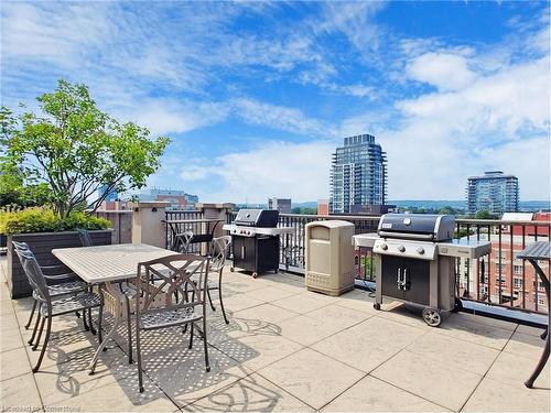 399 Elizabeth Street, Burlington, ON - Outdoor With Deck Patio Veranda