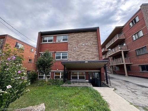 4-1250 Fennell Avenue E, Hamilton, ON - Outdoor