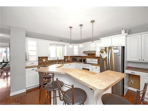 57 Tunis Street, St. Catharines, ON - Indoor Photo Showing Kitchen