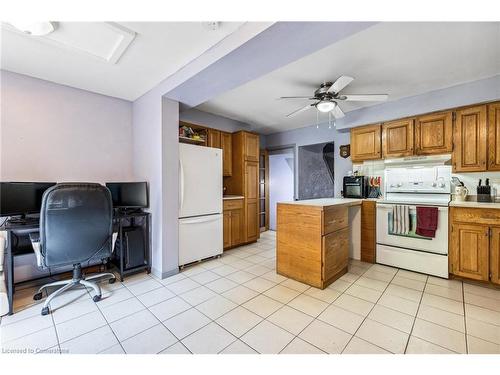 127 Grosvenor Avenue N, Hamilton, ON - Indoor Photo Showing Kitchen