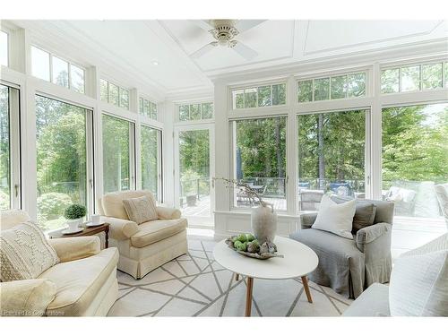 183 Mill Street, Hamilton, ON - Indoor Photo Showing Living Room