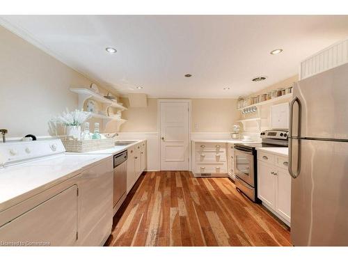 183 Mill Street, Hamilton, ON - Indoor Photo Showing Kitchen