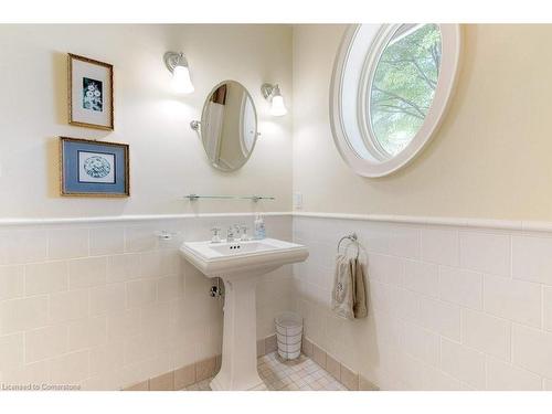 183 Mill Street, Hamilton, ON - Indoor Photo Showing Bathroom