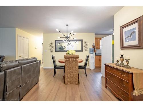 52 Baldwin Avenue, Brantford, ON - Indoor Photo Showing Dining Room