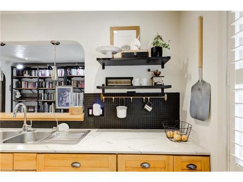 3 Fallsview Road, Hamilton, ON - Indoor Photo Showing Kitchen With Double Sink