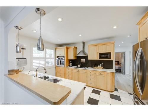 3 Fallsview Road, Hamilton, ON - Indoor Photo Showing Kitchen With Double Sink