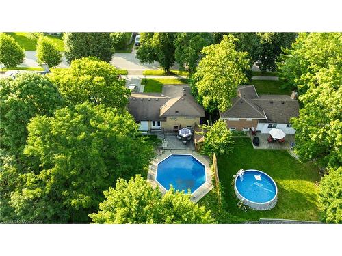 511 Briarhill Avenue, London, ON - Outdoor With Above Ground Pool